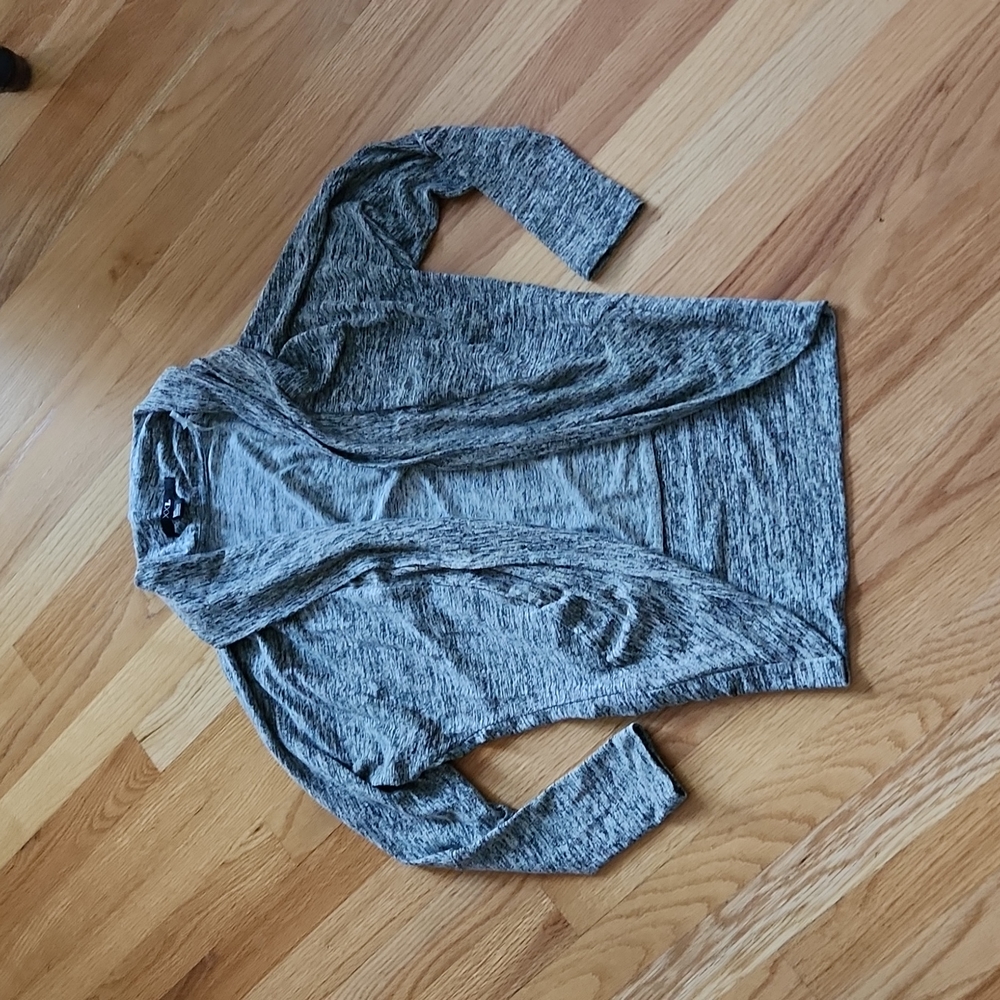 XXI cardigan size Small, black/grey white color